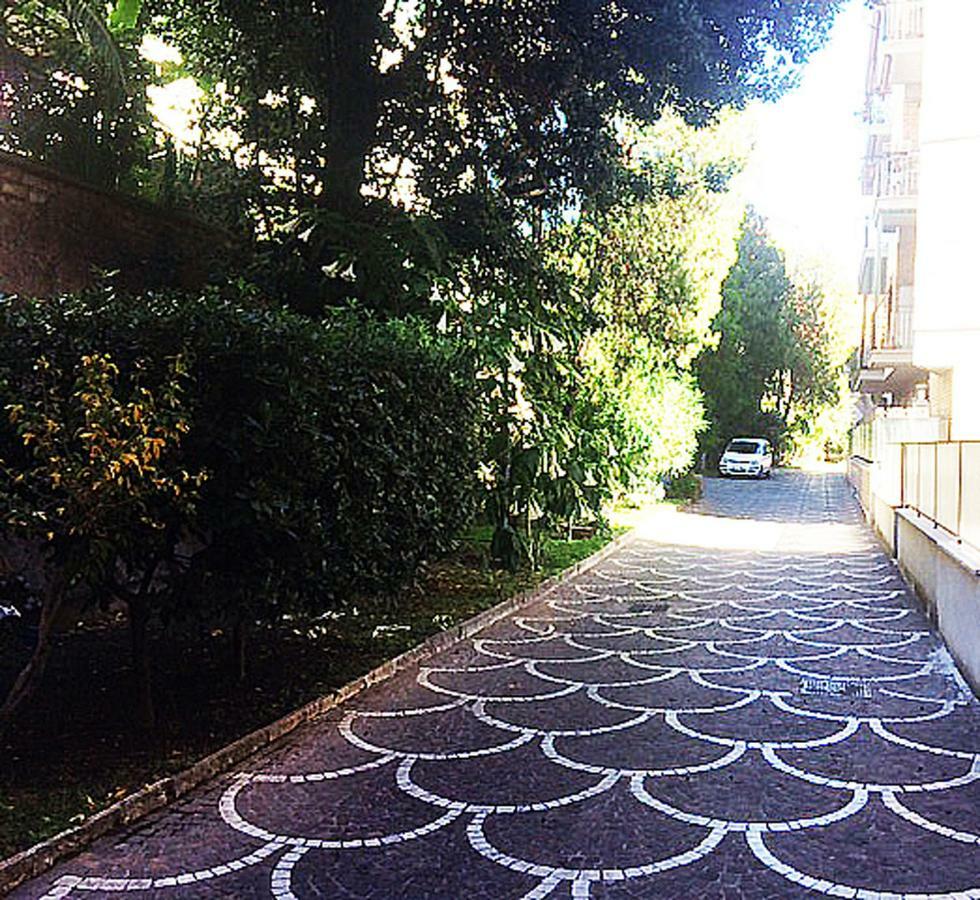 Roma Manuela'S Cozy Guest House Trastevere Dış mekan fotoğraf